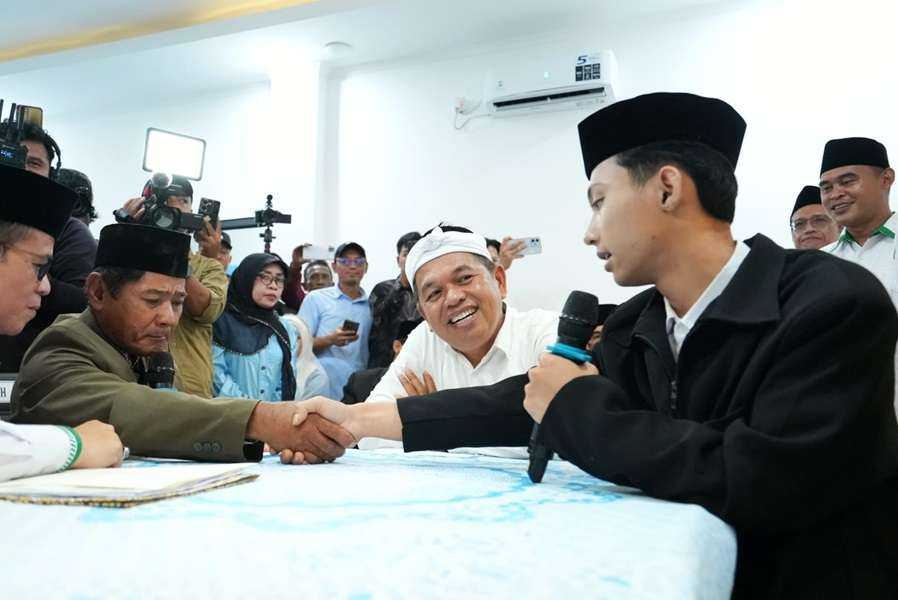 Pernikahan Massal Depok Dihadiri Dedi Mulyadi, Pasangan Dapat Tabungan dan Hadiah