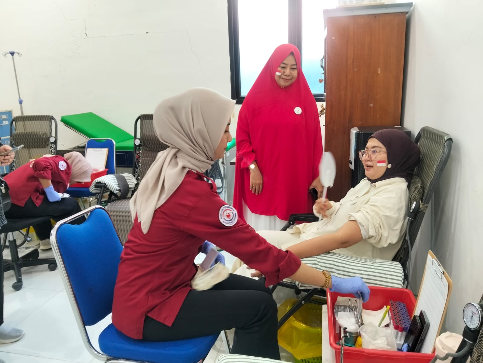 INI dan IPPAT Purwakarta Gelar Donor Darah di RSUD Bayu Asih