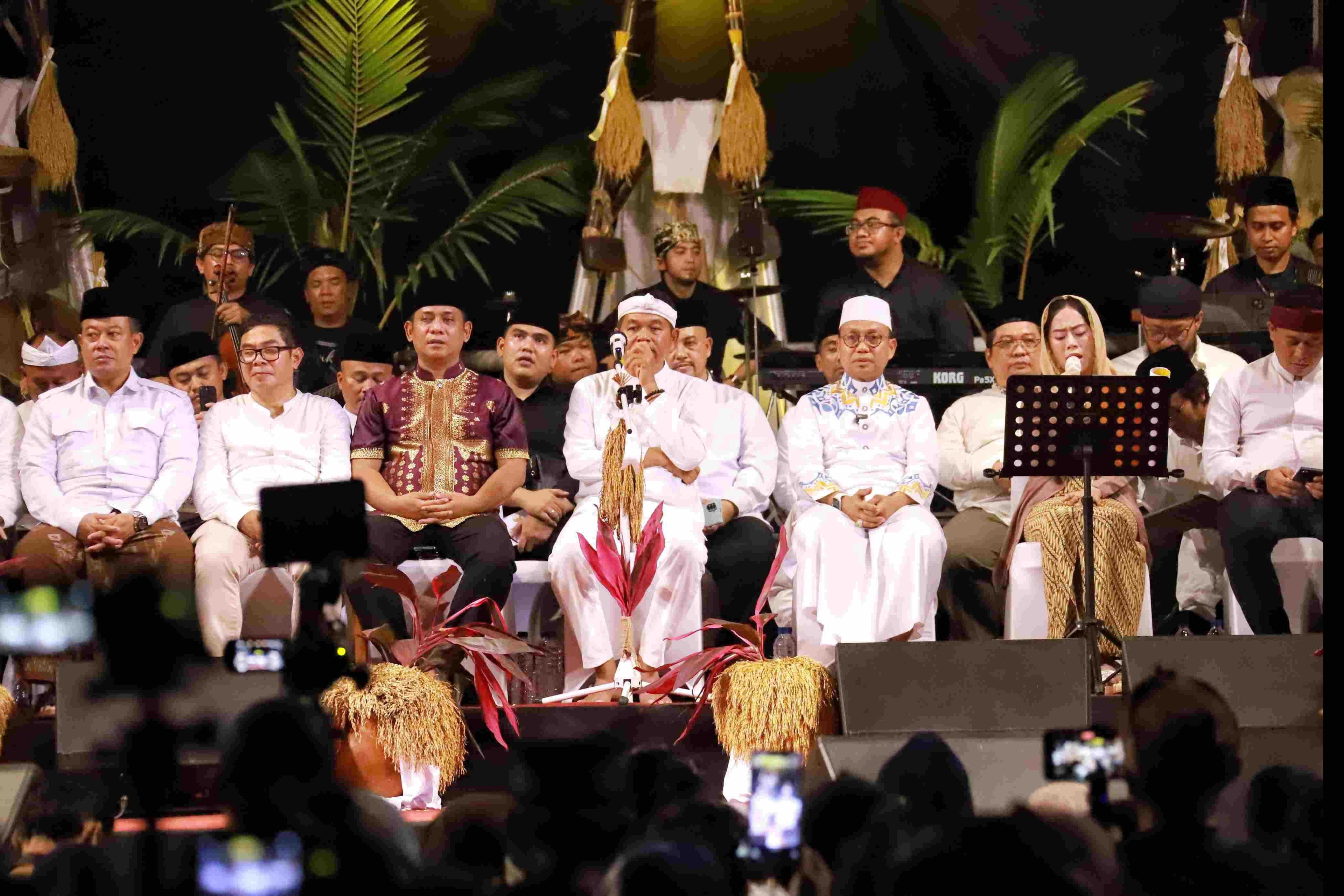 Sapa Ribuan Warga Tambun, Gubernur Jabar Dedi Mulyadi Ingatkan Pejabat Tak 'Makan' Anggaran Rakyat