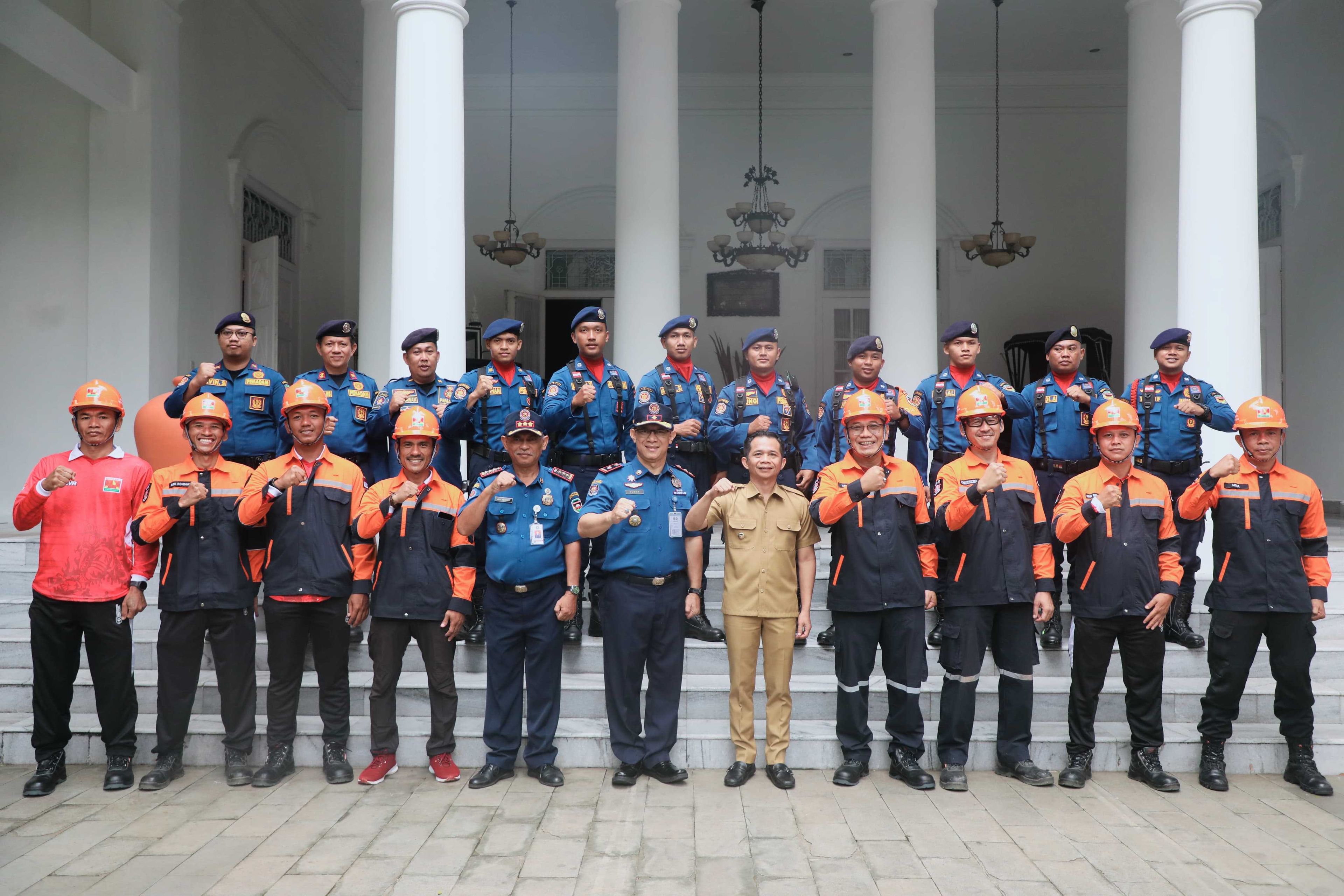 Bupati Om Zein Lepas Tim Damkar Berlaga di Tingkat Provinsi Jawa Barat: Jangan Hanya Andalkan Fisik!