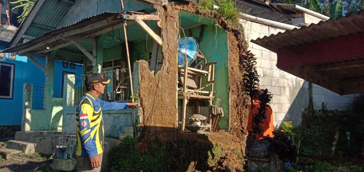 Jabar Diguncang Gempa dan Cuaca Ekstrem: Puluhan Rumah Rusak di Sukabumi dan Bandung