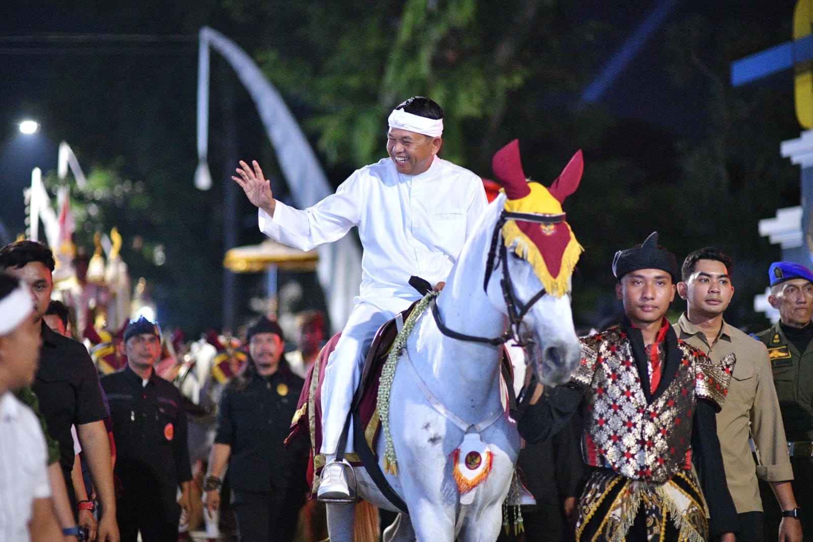 Binokasih Mulang Salaka Awali Kirab Budaya Napak Tilas Padjadjaran di Sumedang