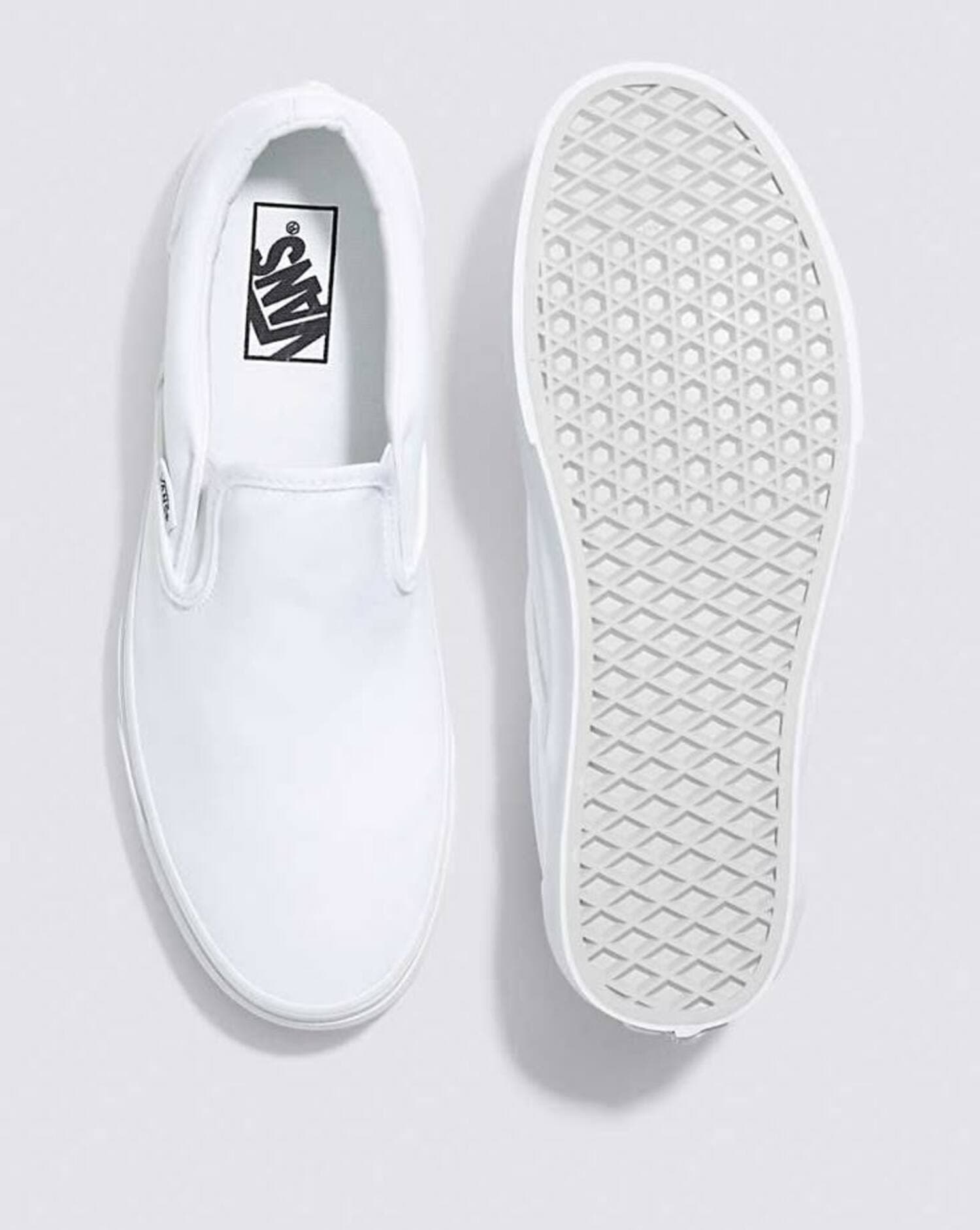 5 Rekomendasi Sepatu Sneakers Slip-On Terbaik 2025 – Praktis dan Nyaman
