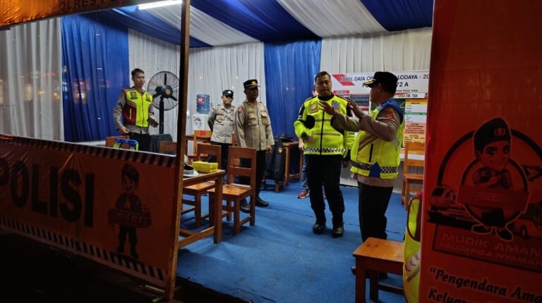 Kapolres Purwakarta Tinjau Pos Pam, Pastikan Operasi Ketupat Lodaya 2025 Lancar