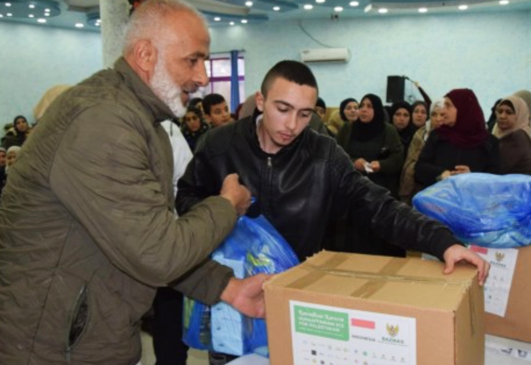 Jelang Lebaran, Baznas Kirim Ratusan Paket Ramadhan Bahagia bagi Warga Palestina