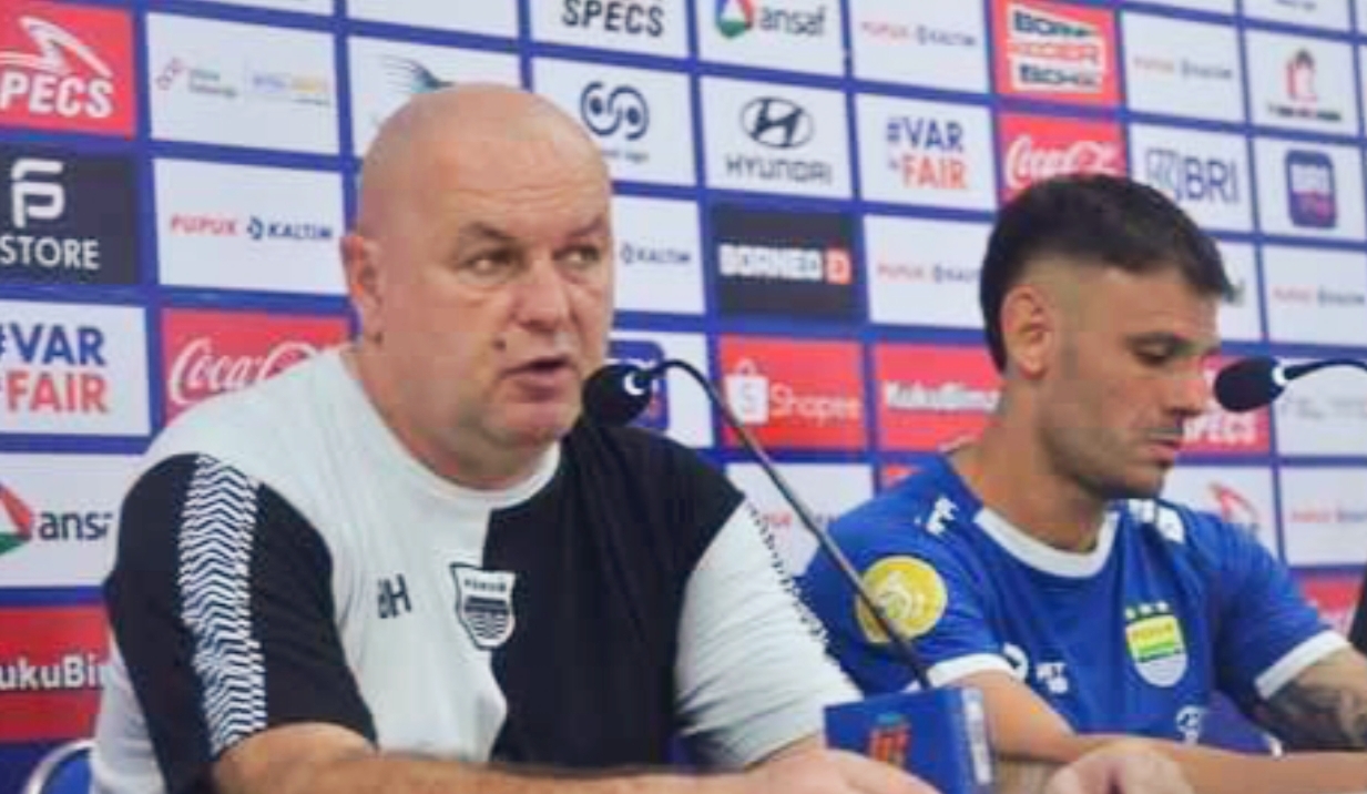 Del Pino Pandang Positif Usai Laga Persib vs Borneo FC, Bojan Hodak: Hasil yang Adil