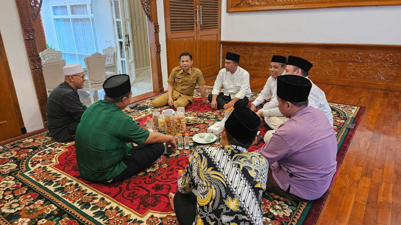 PCNU Dukung Program Kebersihan Lingkungan, Om Zein Sambut Baik