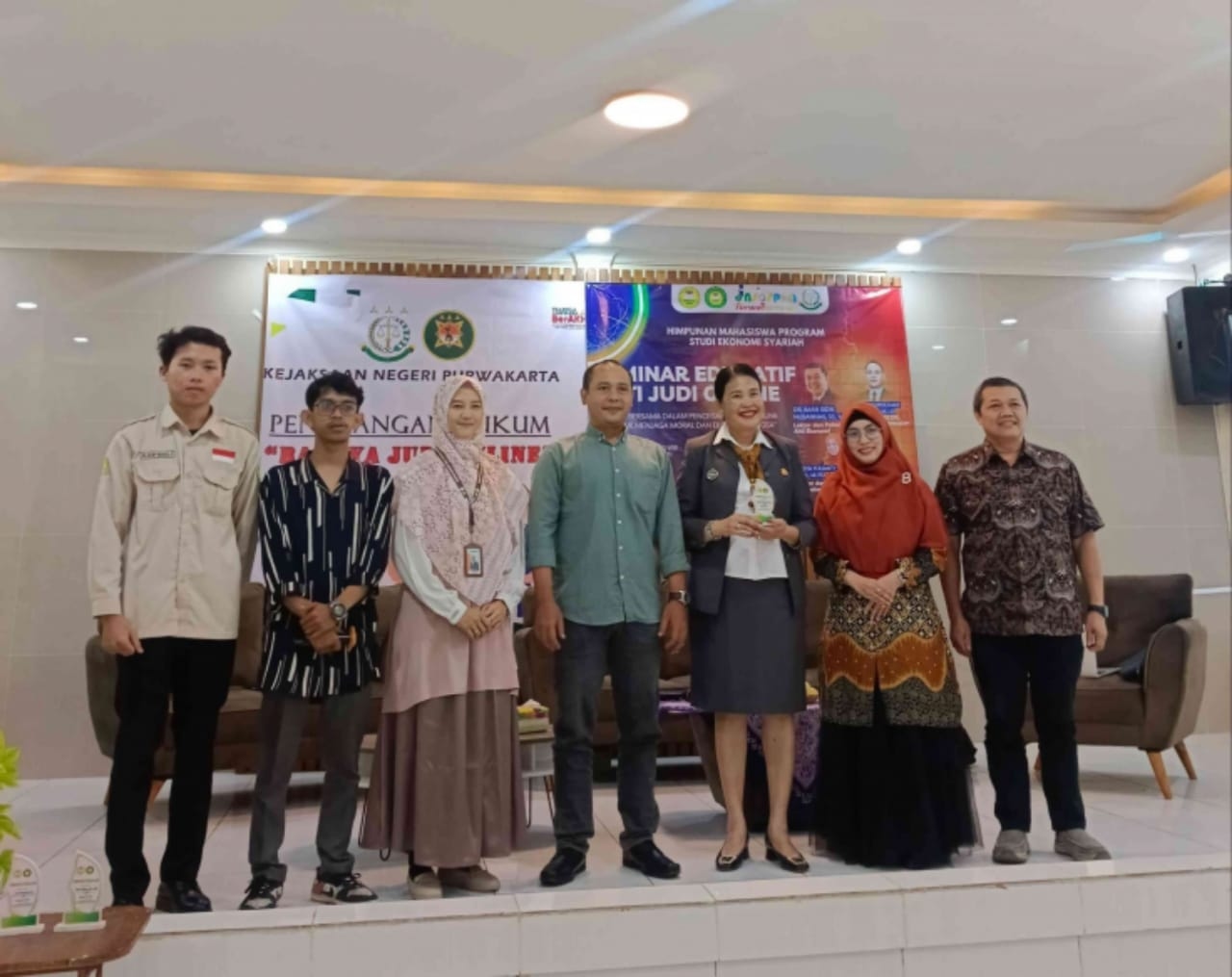 Resah Dengan Maraknya Judi Online, Hima Ekos Undang Pakar Ekonomi dan Kejaksaan di Seminar Edukatif Anti Judi Online