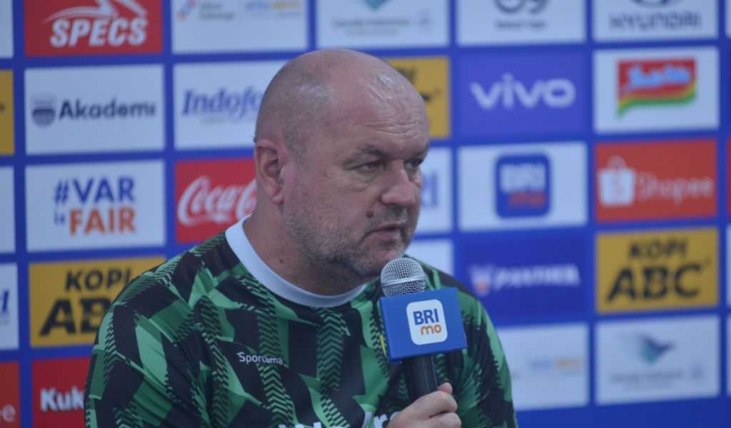 Gagal Menang Jamu Barito Putera Pada Laga ke-32 Liga 1 2024/25, Bojan Hodak: Persib Layak Mendapatkan Satu Poin