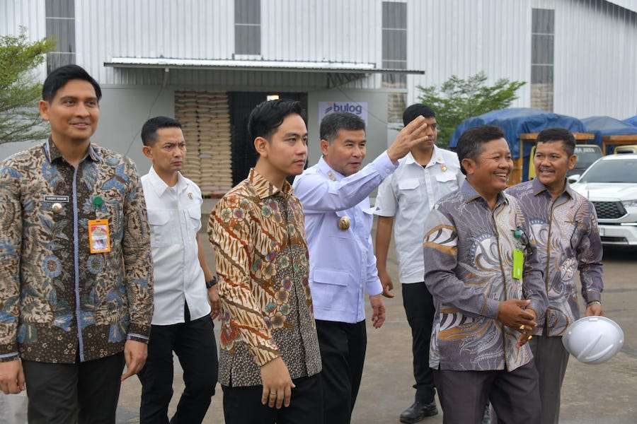 Wagub Erwan Dampingi Kunjungan Kerja Wapres Gibran ke Indramayu, Tinjau Sejumlah Program Strategis