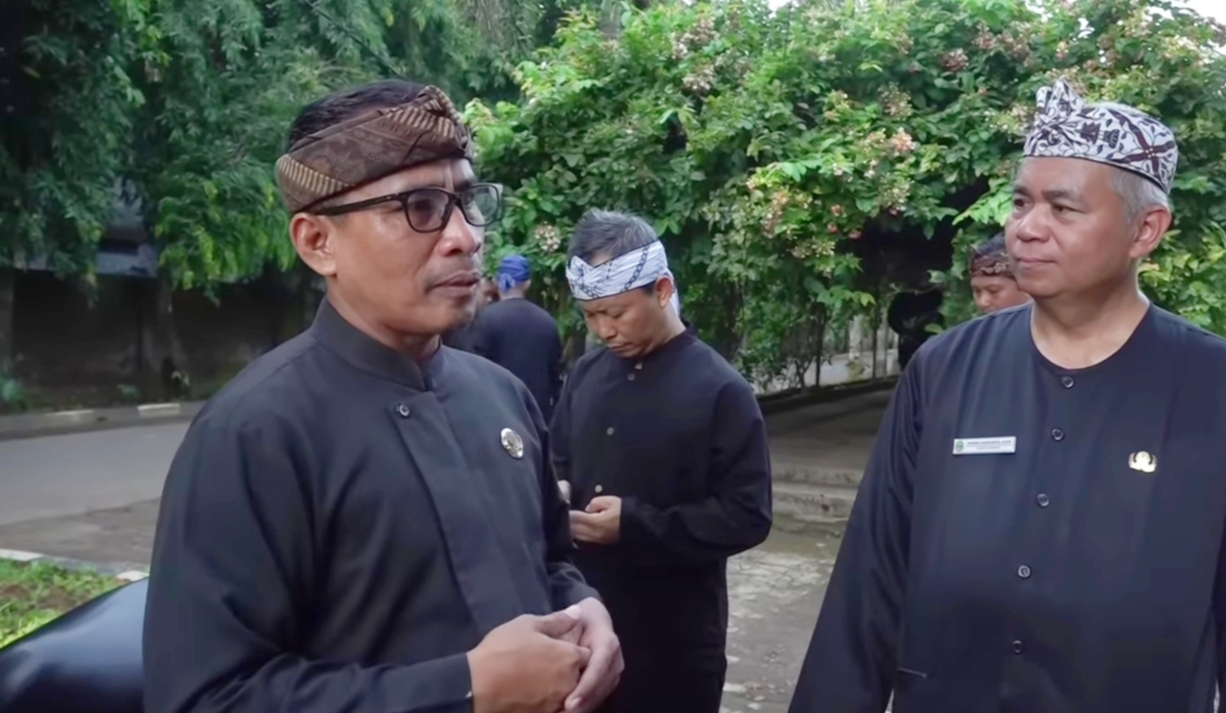 Bongkar Area Parkir! Kadisdik Jabar Purwanto Lakukan Penataan Lingkungan Sekolah di Subang, Jadikan Sekolah Pusat Peradaban
