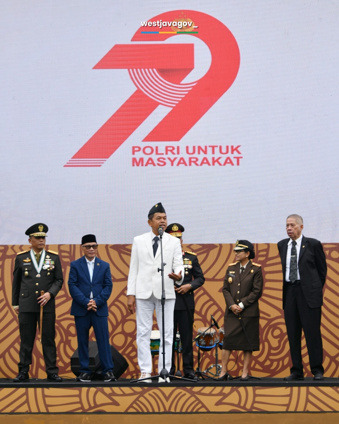 Gubernur Dedi Mulyadi Apresiasi Kinerja Humanis Polda Jabar pada Momentum Hari Bhayangkara Ke-79