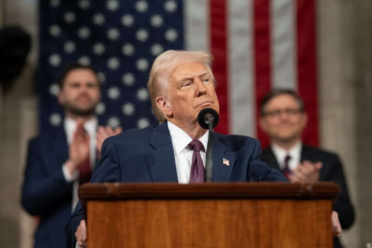 Trump Ancam Indonesia dengan Tarif 32 Persen, Tantangan Besar di Sektor Perdagangan