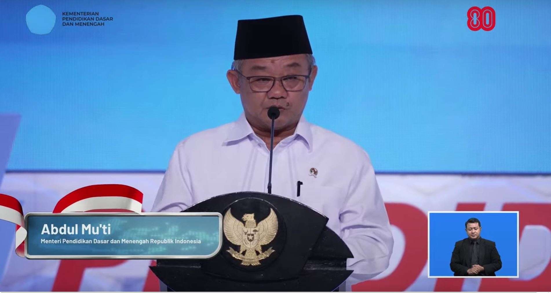 Kado HUT RI, Pemerintah Prioritaskan Insentif dan Kompetensi Guru Honorer di Tahun 2025
