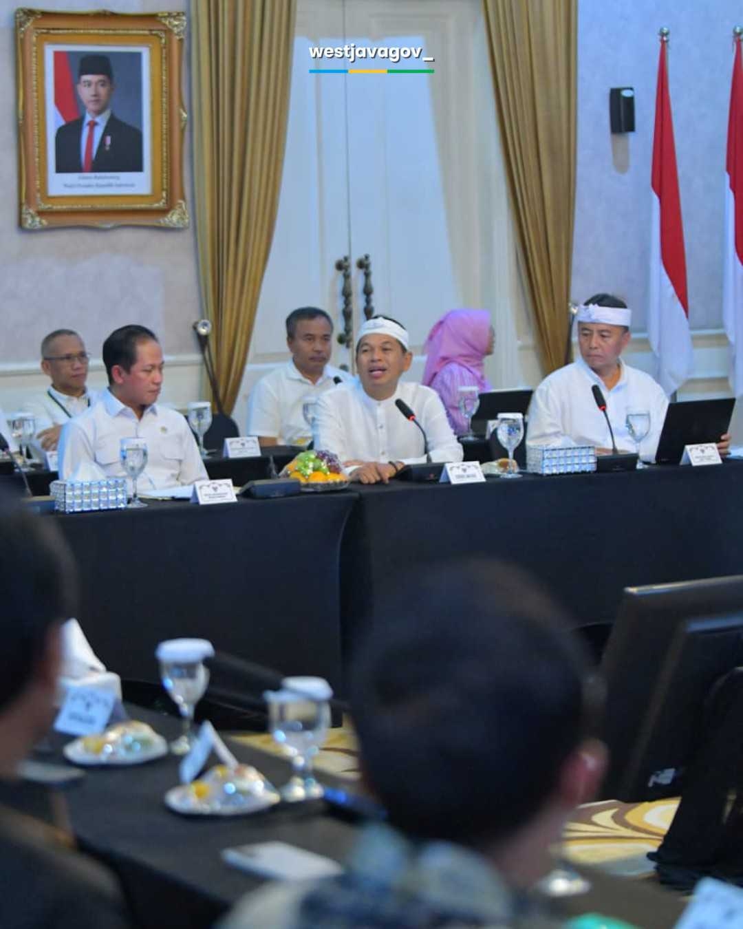 Strategi Baru Pemprov Jabar, KDM Terapkan Sistem Reward and Punishment dalam Pengelolaan Sampah Terintegrasi