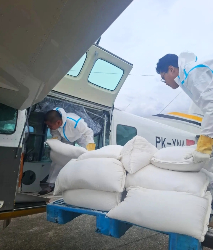 Cegah Banjir di Musim Peralihan, BNPB Kendalikan Langit Jawa Barat dengan Operasi Modifikasi Cuaca