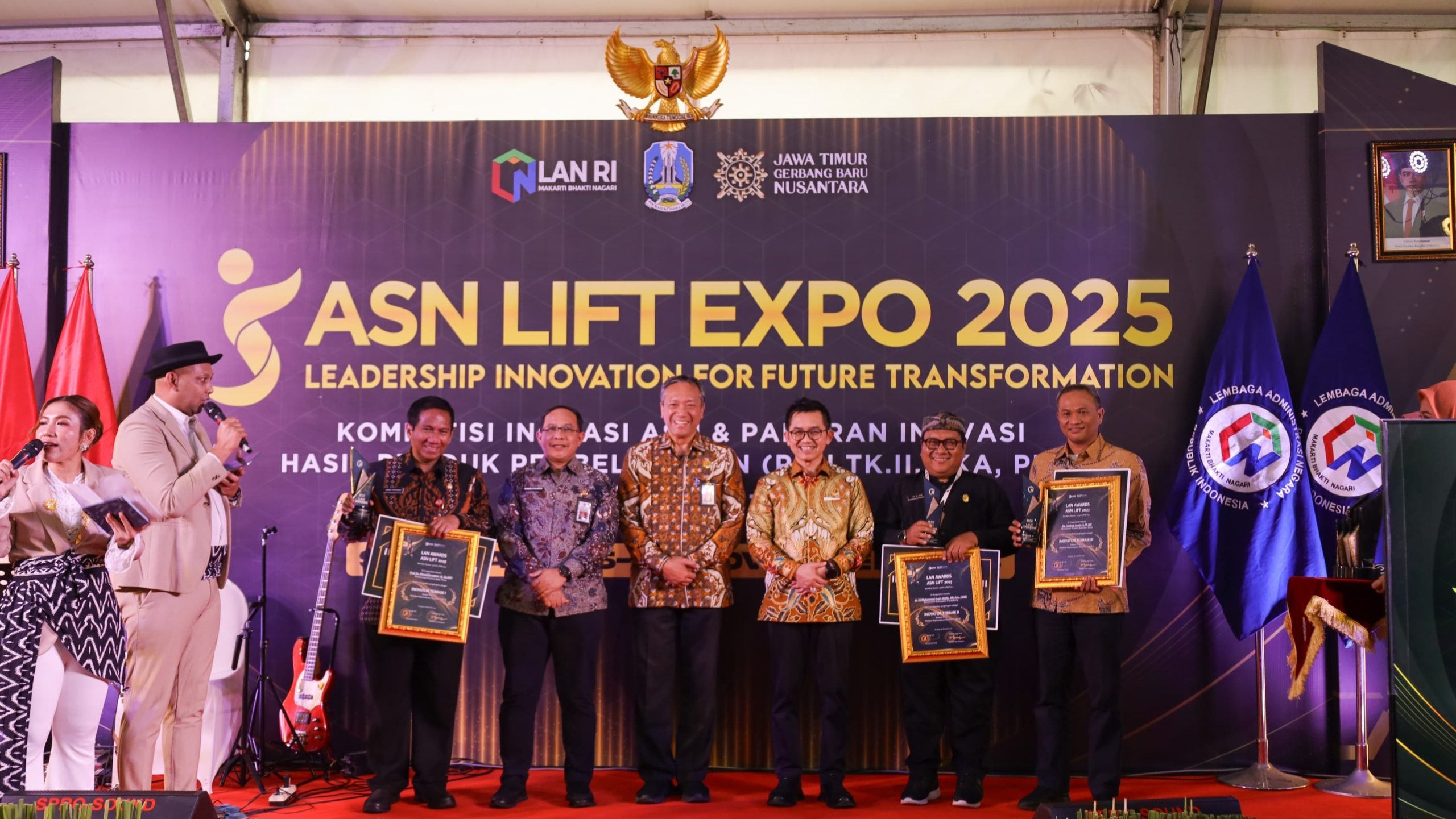 Kalahkan Daerah Lain, Pemkab Purwakarta Raih Penghargaan Inovator Terbaik Purwakarta di Ajang LIFT Expo 2025