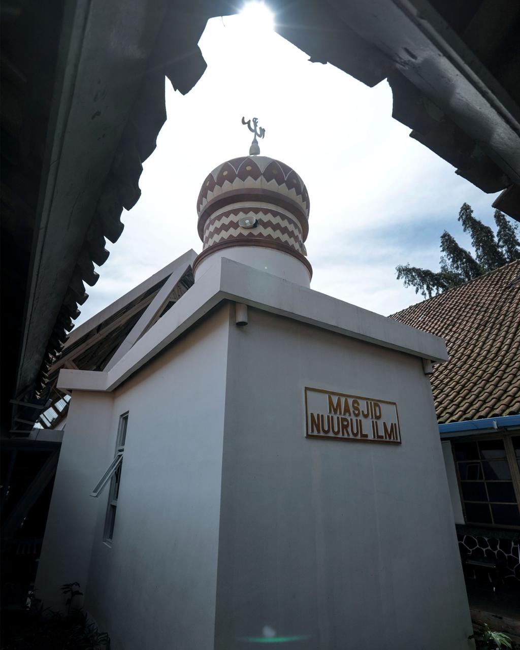 Pertama di Indonesia! SLBN Cicendo Hadirkan Masjid Inklusif Disabilitas Jawa Barat dengan Teknologi Cahaya