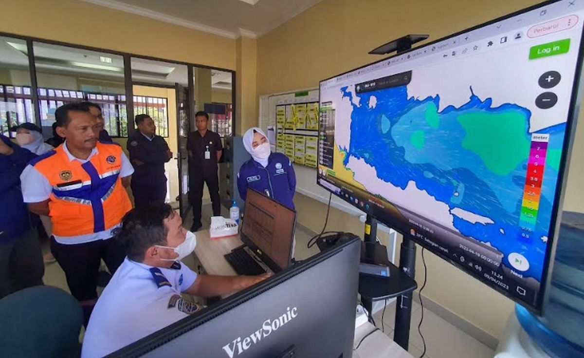 Jawa Barat Resmi Tetapkan Status Siaga Darurat Bencana: 27 Daerah Diminta Siaga Penuh Hingga April 2026