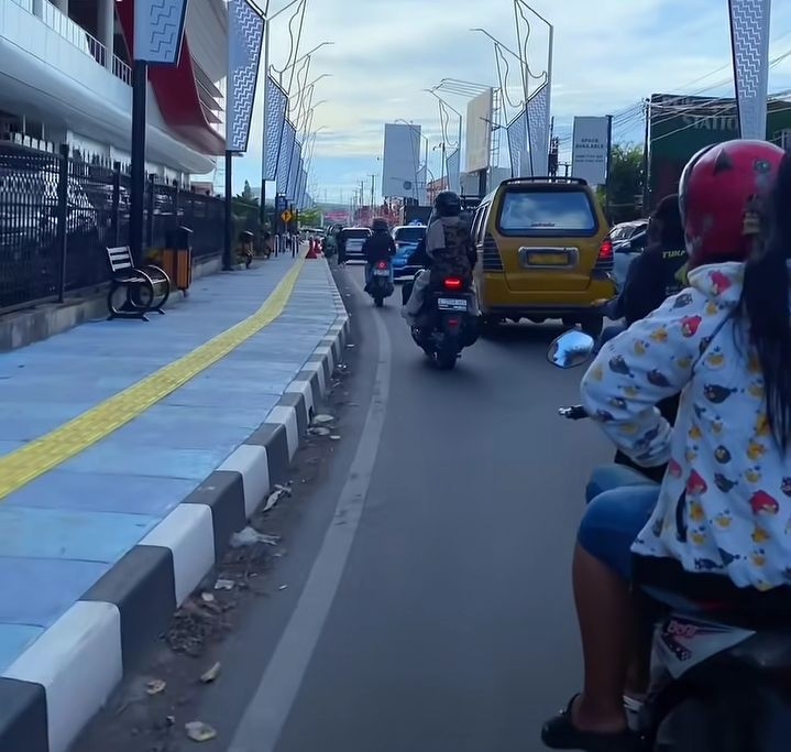 Keren! Wajah Baru Stasiun Whoosh Padalarang Kini Mirip Jalan Braga Bandung
